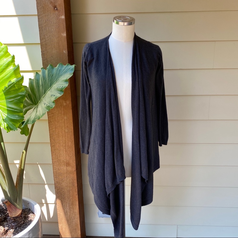 OLD NAVY MATERNITY Wrap Cardigan